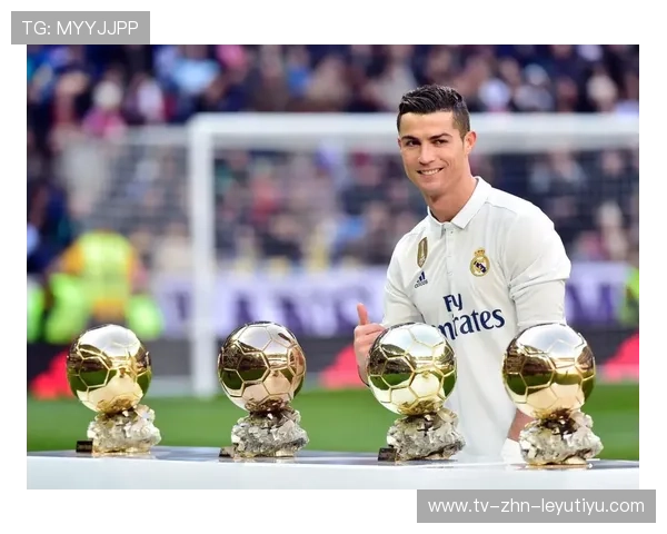 C罗训练中高难度倒钩入网：永不止步的足球传奇